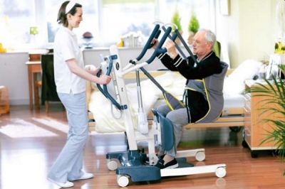 Amplio Training *Moving And Assisting People course. Amplio Training *Moving And Assisting People course.